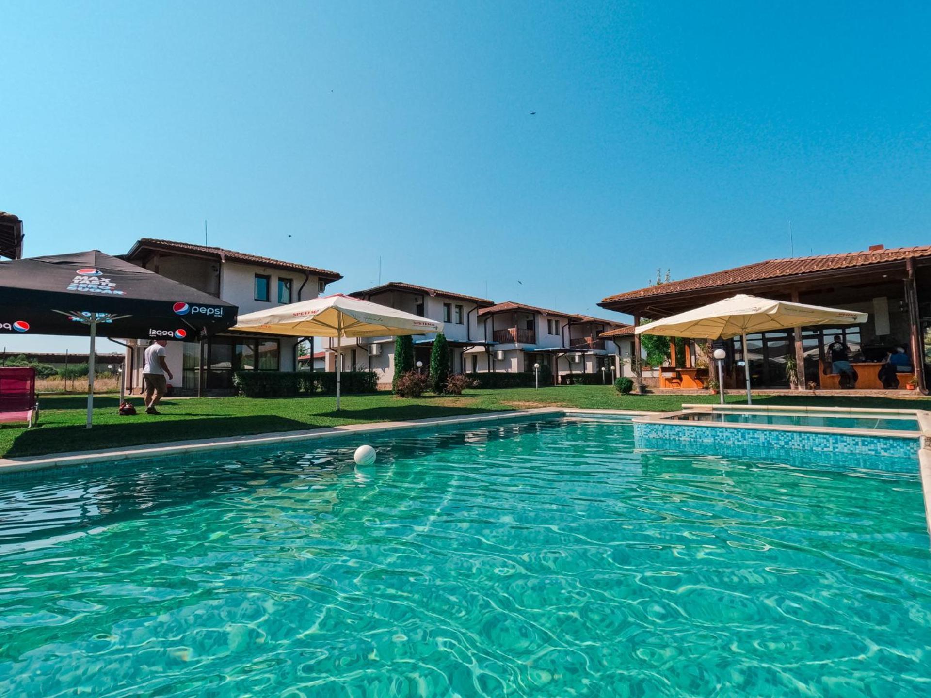 Bendida Village Pavel Banya Exterior foto